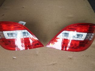 MERCEDES BENZ W251 R400 4MATIC 2013 LED TAIL LAMP