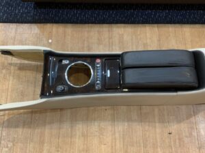 BENTLEY CON FLYING SPUR ARMREST CENTER CONSOLE